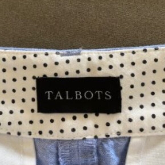 Talbots Light Blue 10 1/2in Perfect Short 2 - Picture 2 of 4